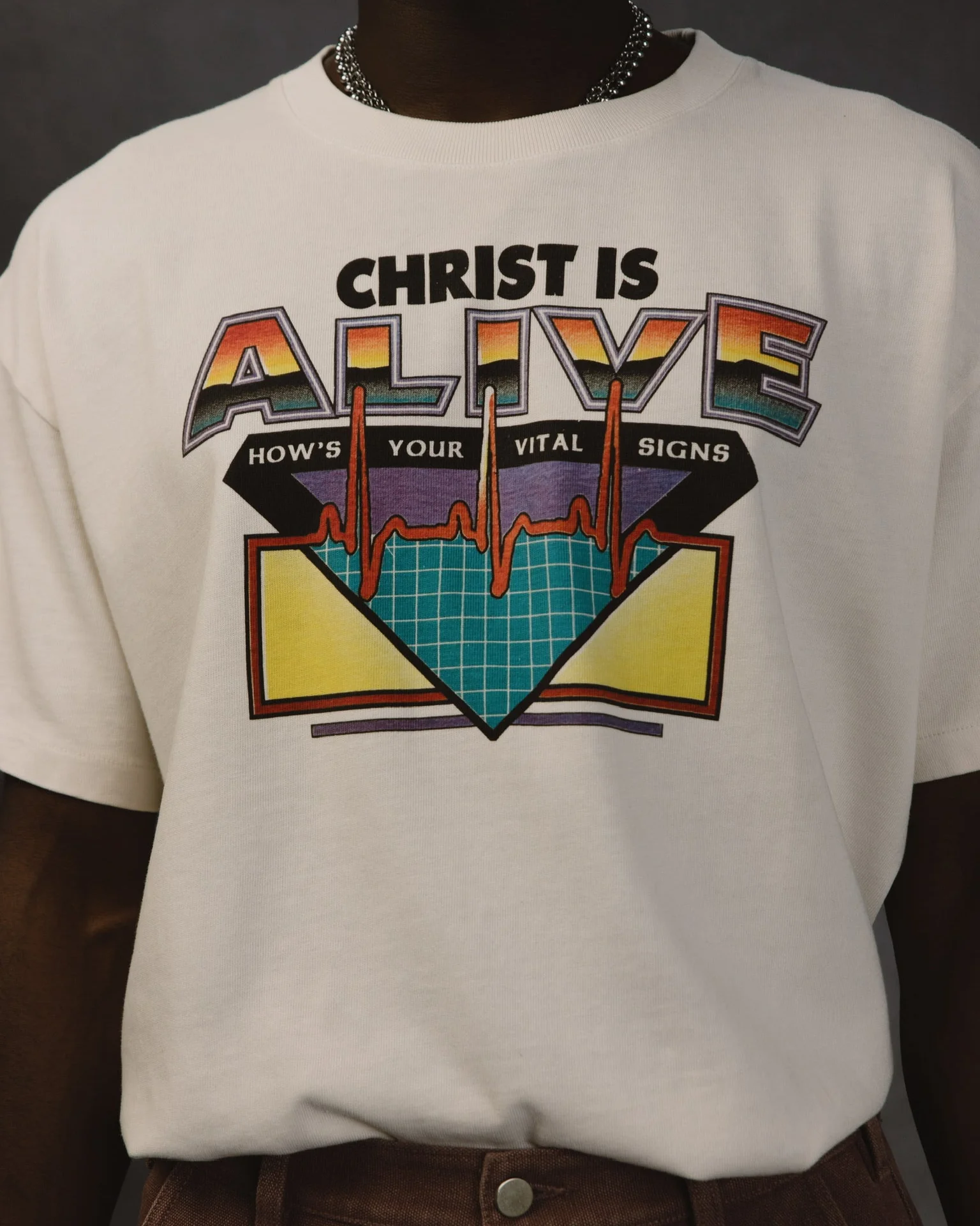 "CHRIST IS ALIVE" TEE - Image 3
