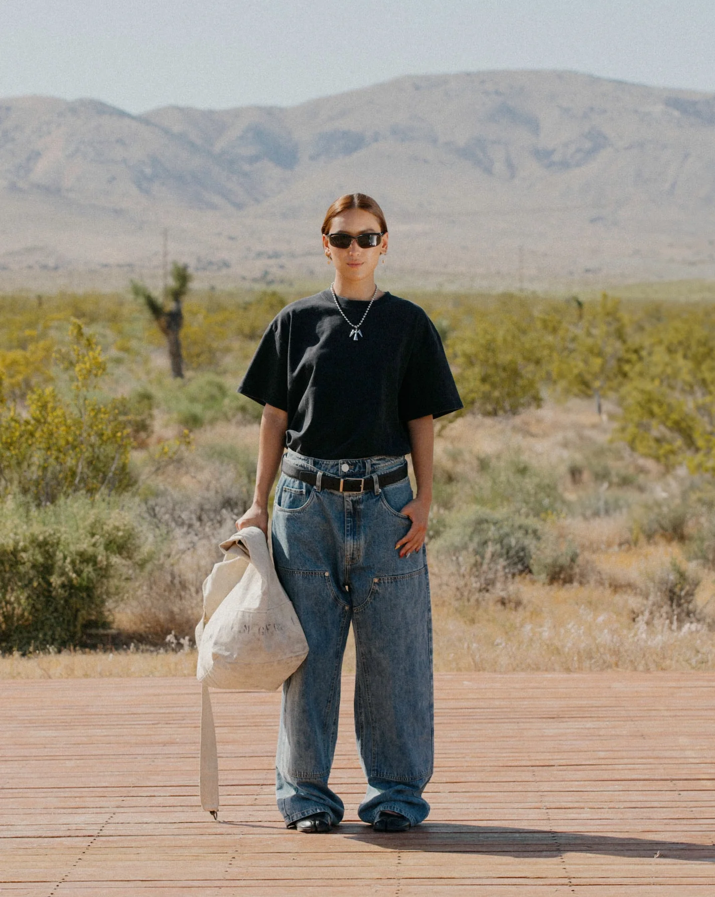 "CORE" BLANK TEE - Image 2