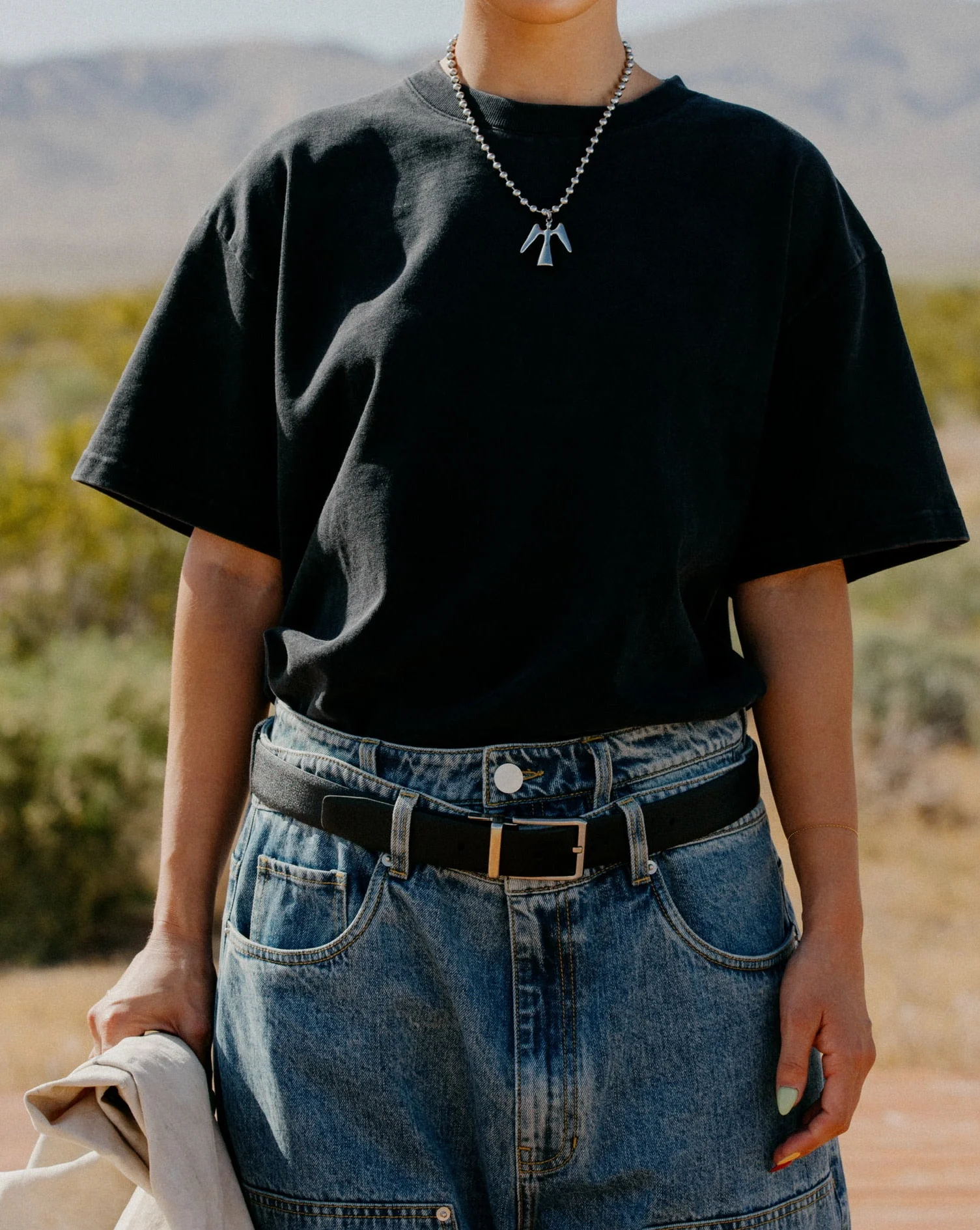 "CORE" BLANK TEE - Image 3