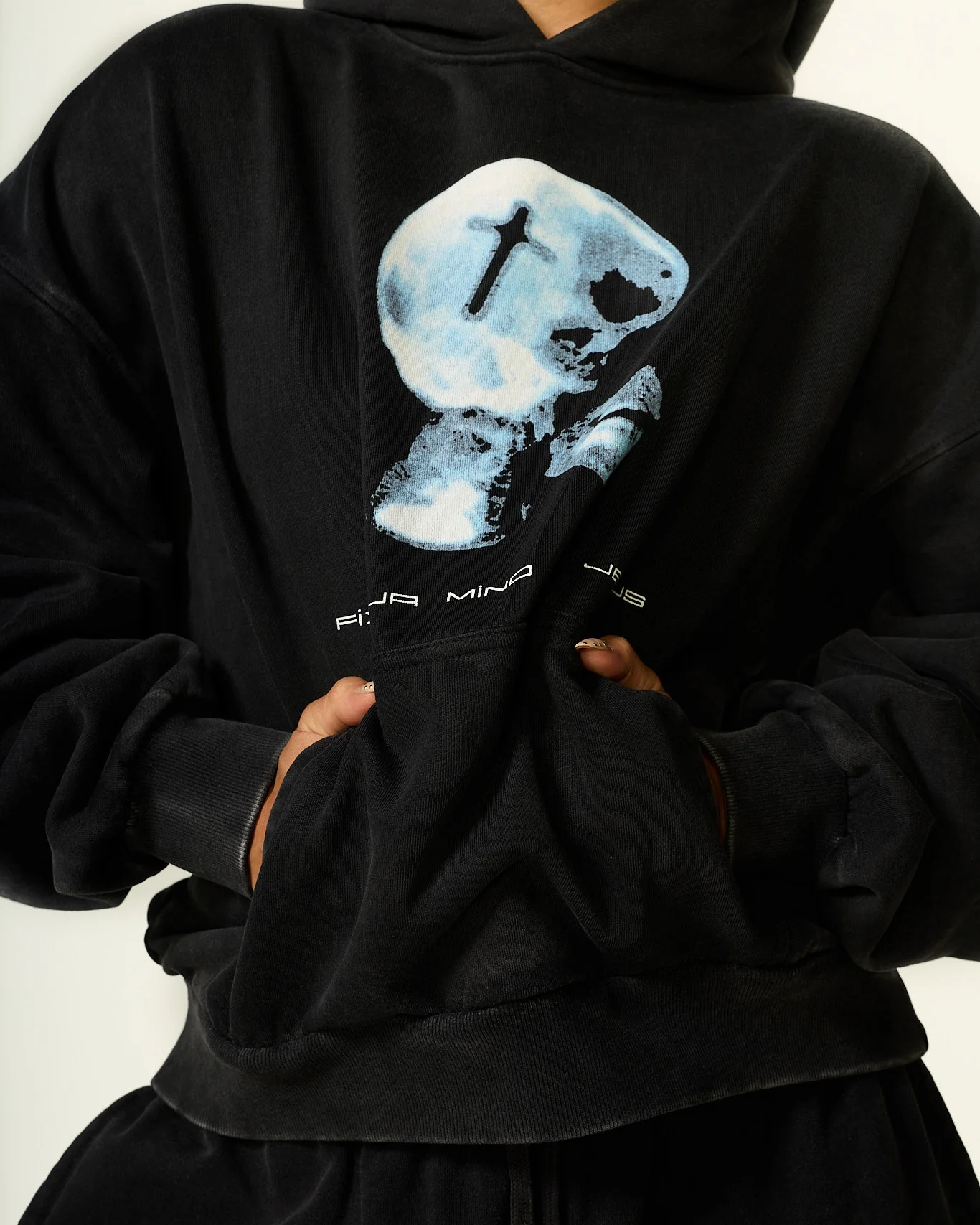 "FIX YOUR MIND" HOODIE - Image 4