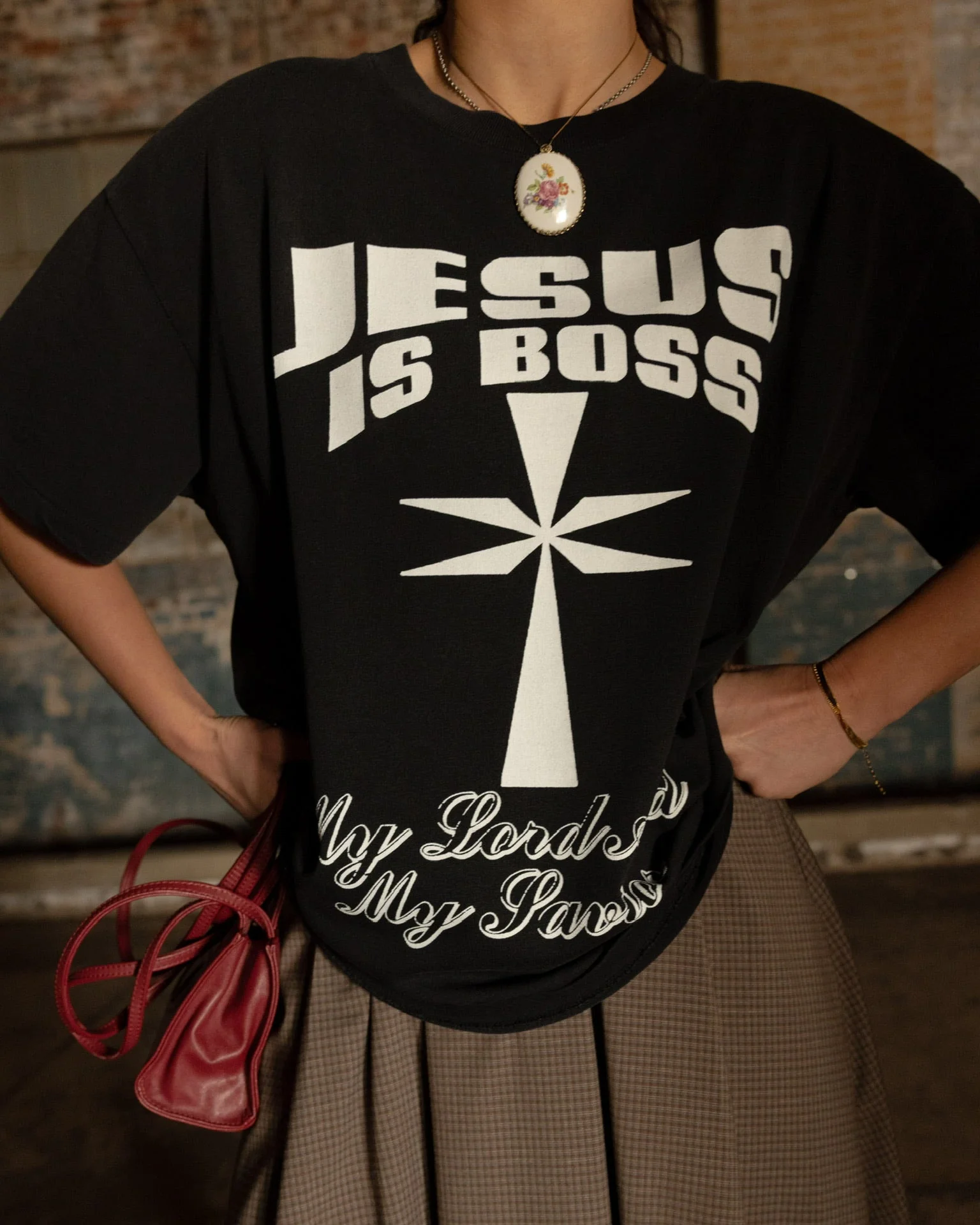 "JESUS IS BOSS" TEE - Image 3