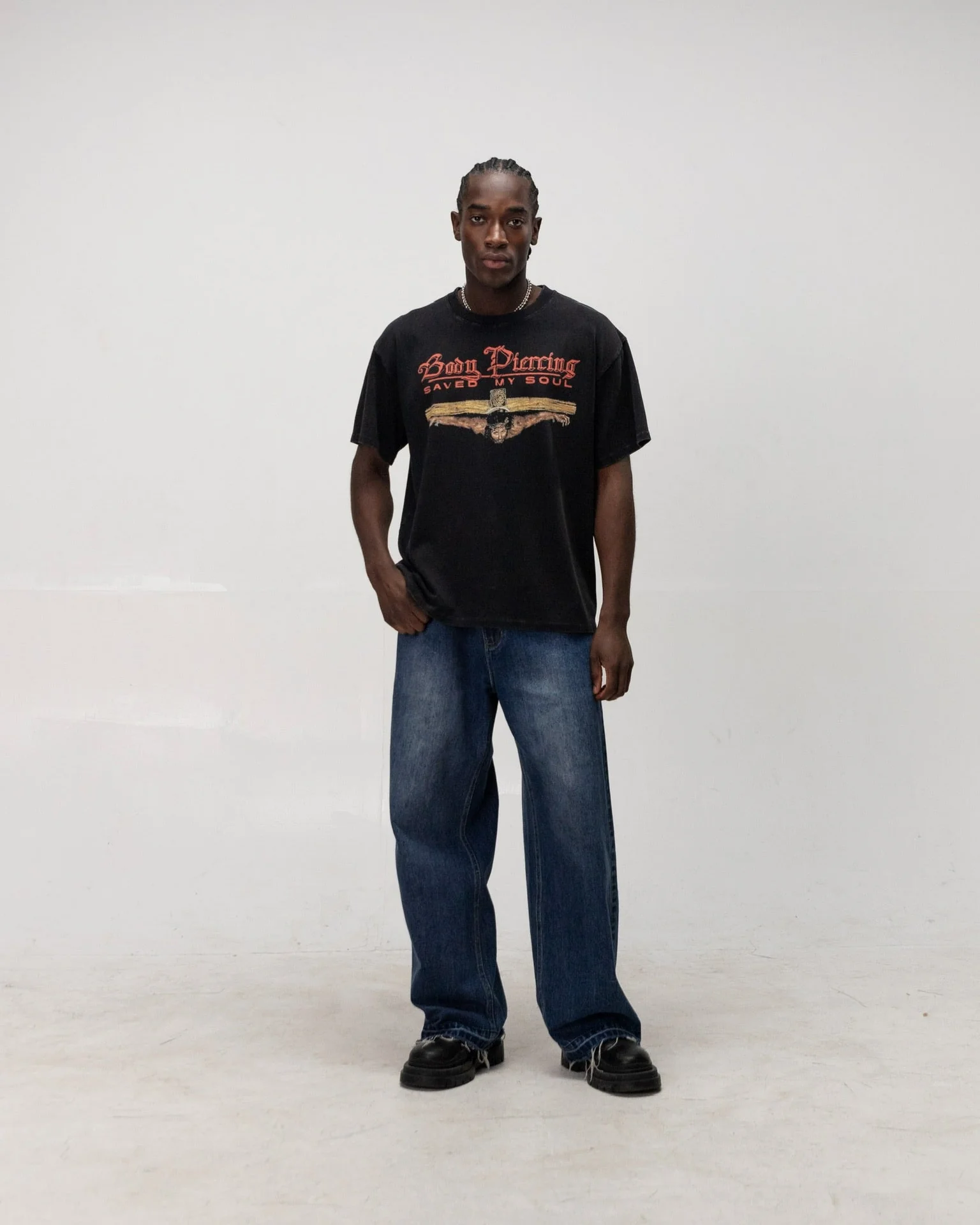 "PIERCING" TEE - Image 2